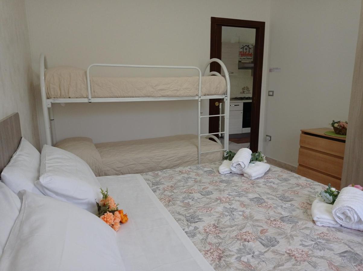 Depandance Con Piscina In Uso In Esclusivo In B&B ซานตันโตนิโอ อาบาเต ภายนอก รูปภาพ